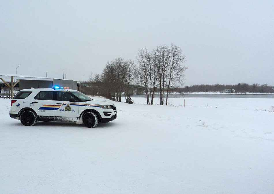 Ice rescue in Manitoba